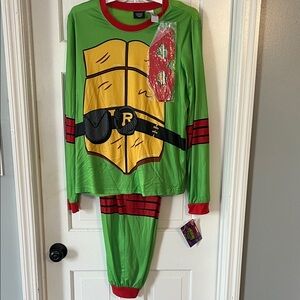 Nickelodeon Green and Red Pajama Set
